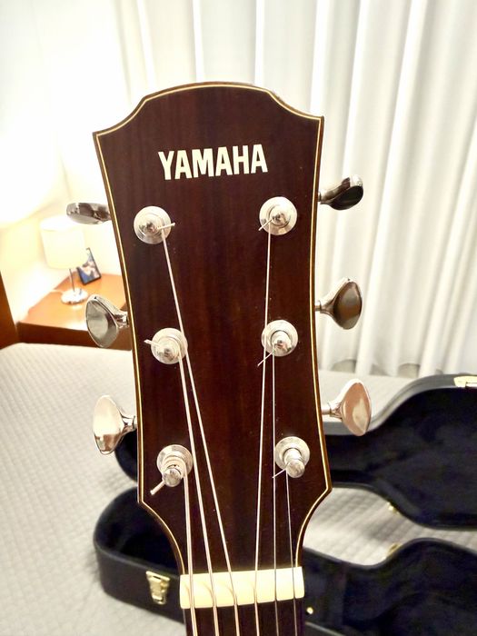 Guitarra Yamaha A5M Japonesa