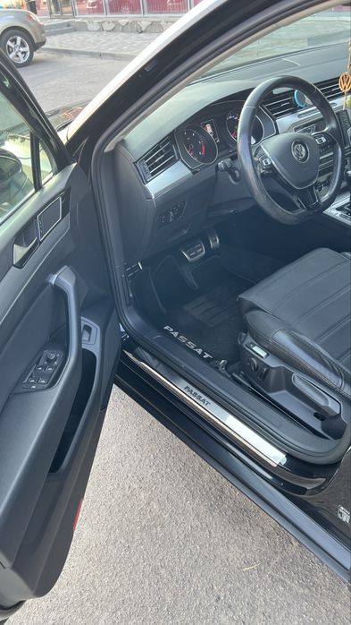 Продам Volkswagen Passat 2016