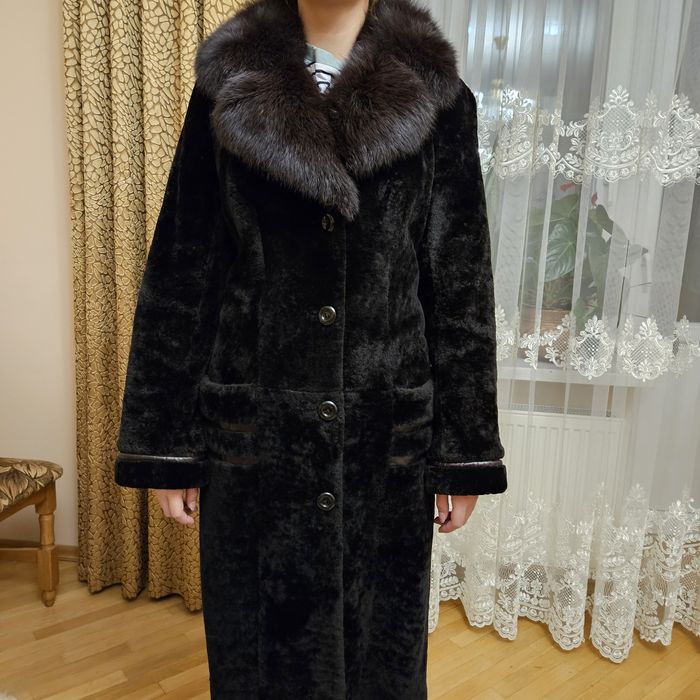 Шуба жіноча з мутона