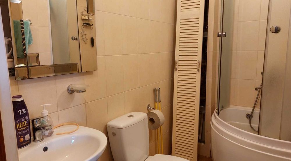 Продается 3-комнатная квартира с видом на лиман пгт.Таирова