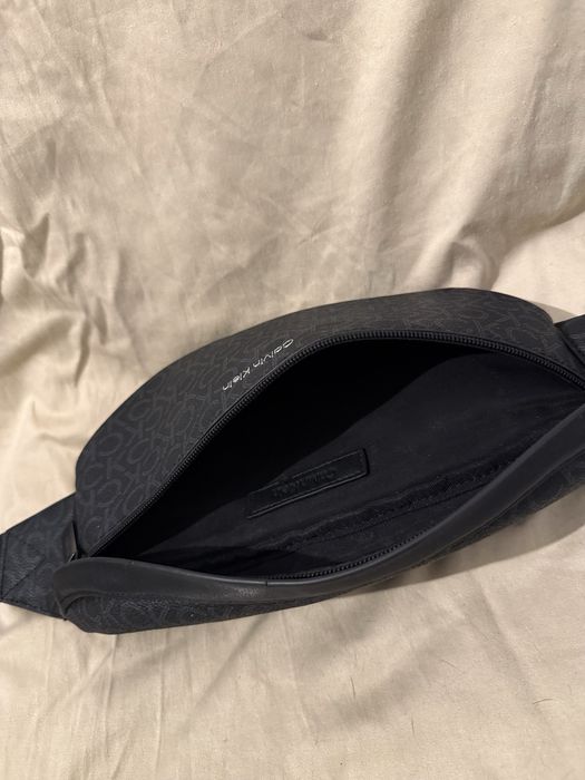 Saszetka nerka Calvin Klein Unisex