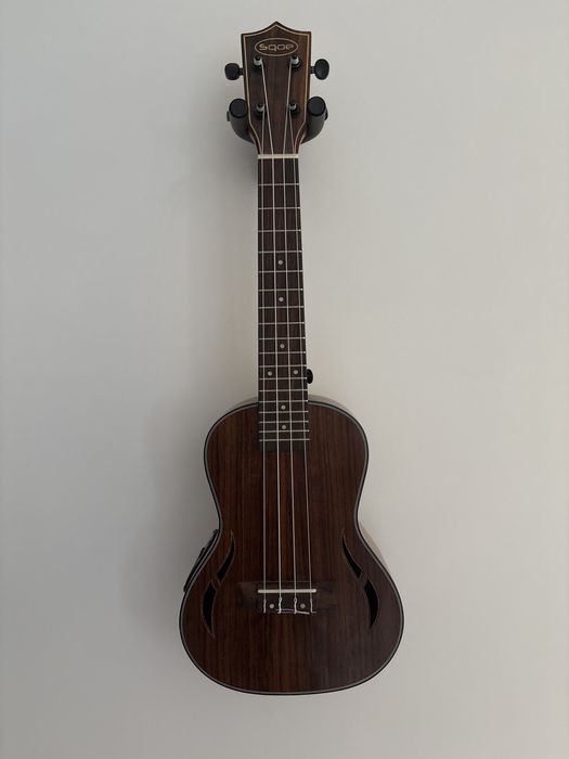 Ukulele elektryczne Sqoe