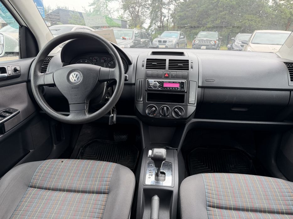 Volkswagen polo автомат газ бенз 2009 рік