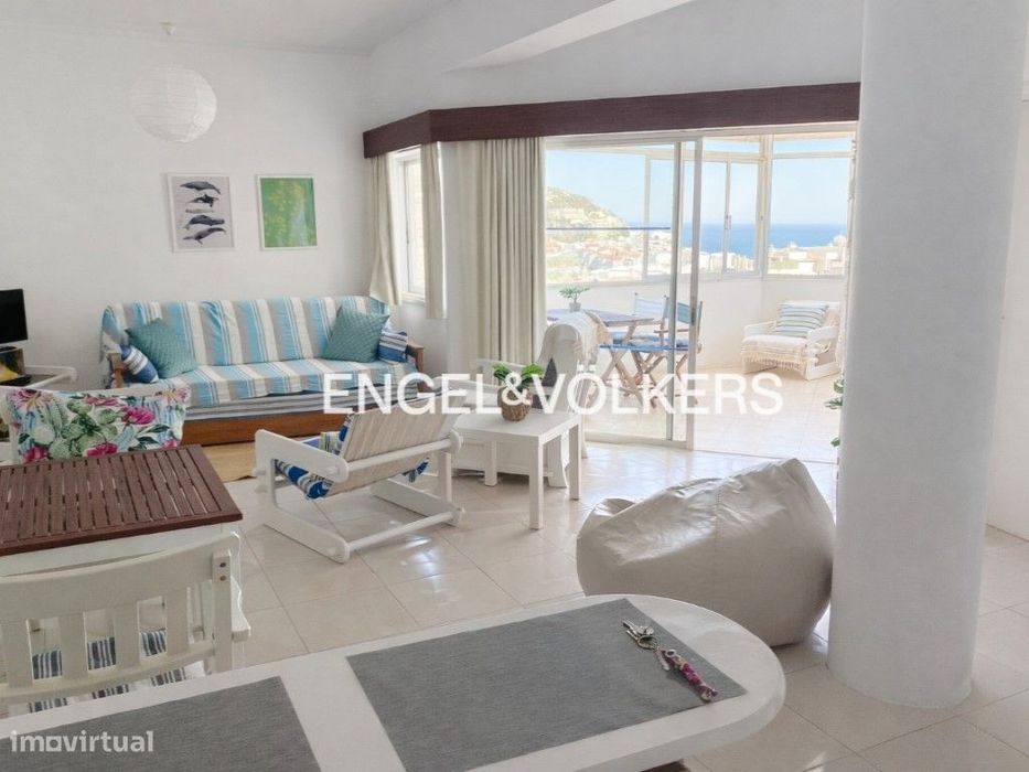 Luminoso T1 com Vista Mar