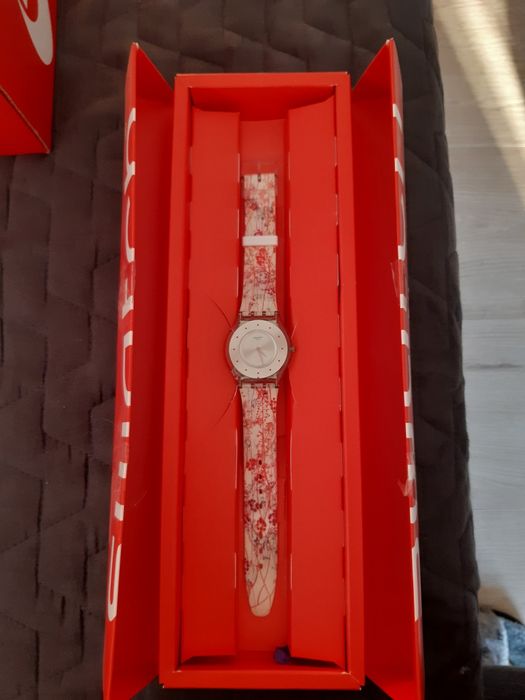 Zegarek swatch floral super cienki