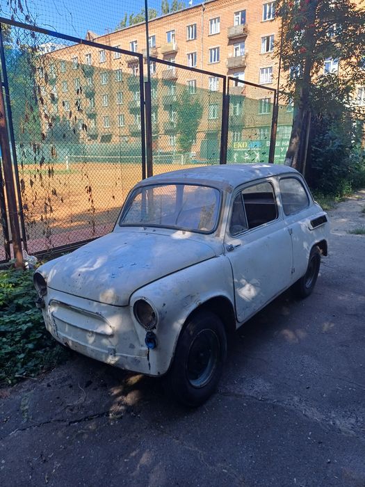 Продам автомобиль ЗАЗ 965А
