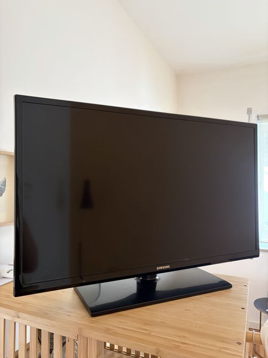 Samsung LED 32” HD