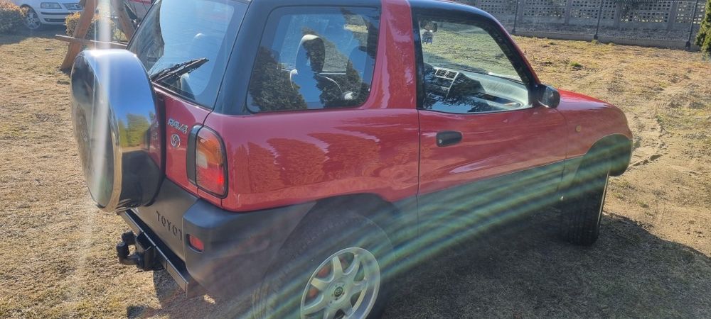 Sprzedam  Toyotę  Rav 4