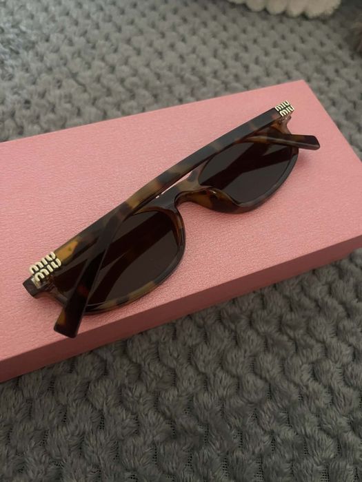 Okulary Miu miu.