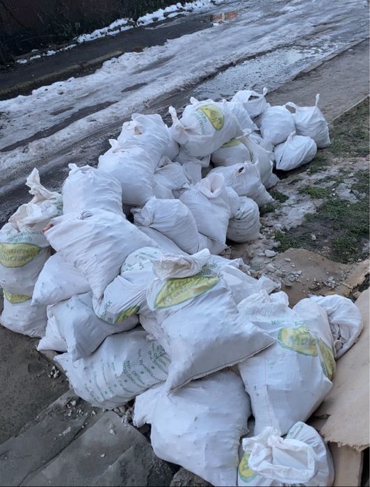 Послуги вантажників,приберання снігу, різноробочі, підсобники,сніг.