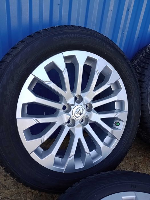 Koła Zimowe Toyota Rav4 5x114,3 R19 7,5j ET40 235/55 R19 105V Nokian Snowproof 2 Suv 25R