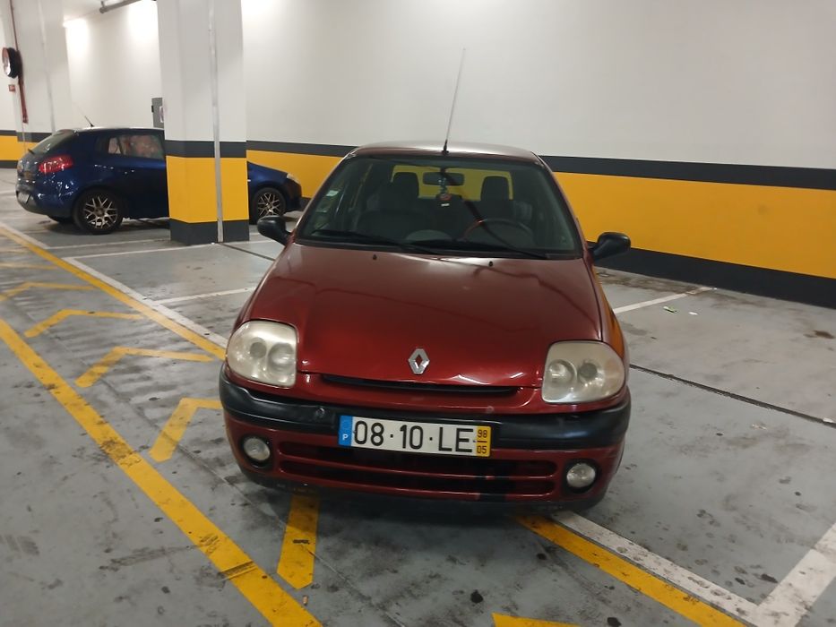 Renault clio 1.2 ano 99