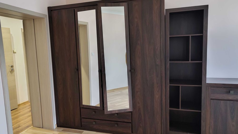 Oddam szafę w Katowicach