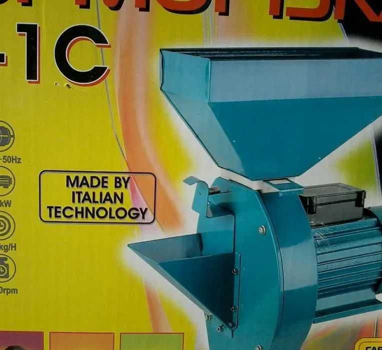 Корморезка Кормоизмельчитель з Теркою Теркой Крупорушка Зернодробилка