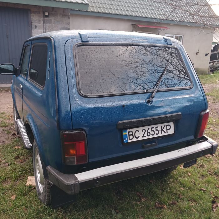 Нива       21214