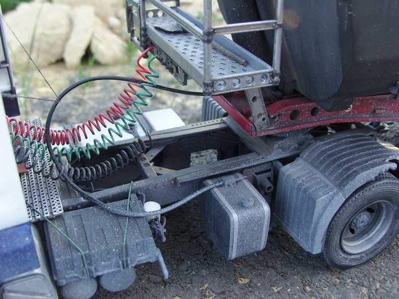 Man tga model 1:24 italeri revell jak żywy