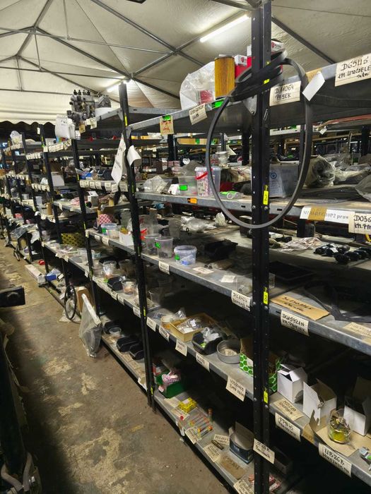 części ciągnik T25 LIKWIDACJA magazynu