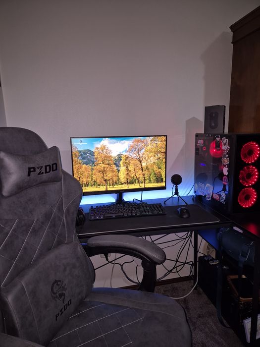 Secretária de esquina para computador