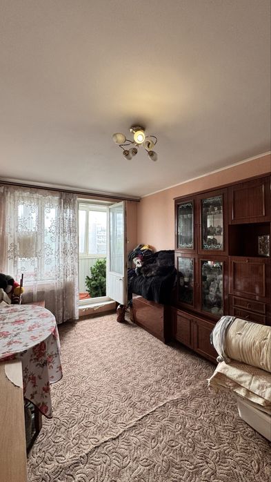 Продам 3 ккв в Чугуеве (абсолютный центр )