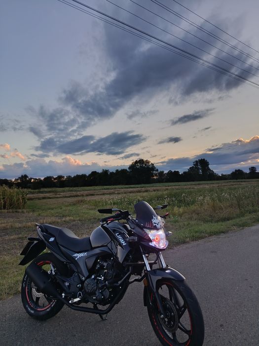 Продаєця Lifan kp200