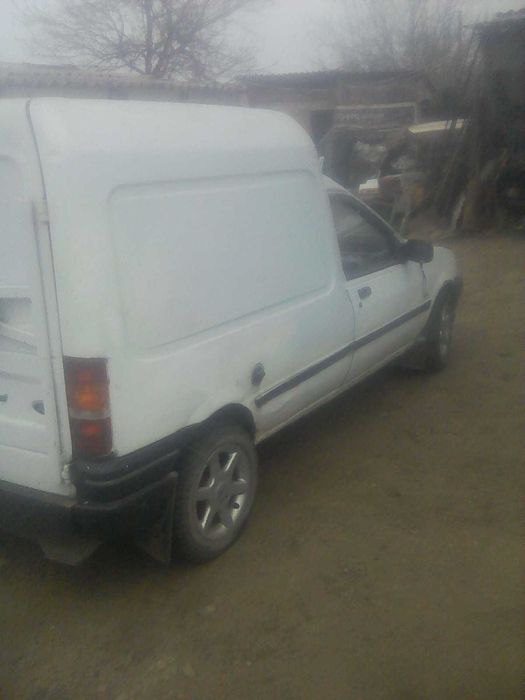 Продам Форд курьер 1.8 дизель 1994 года