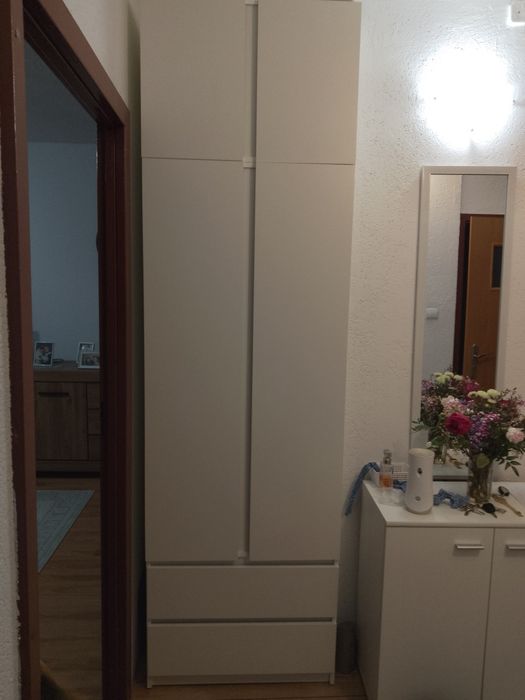 Sprzedam szafę wnękową słupek