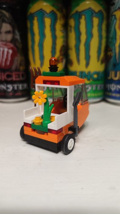 LEGO City 60326 пікнік у парку