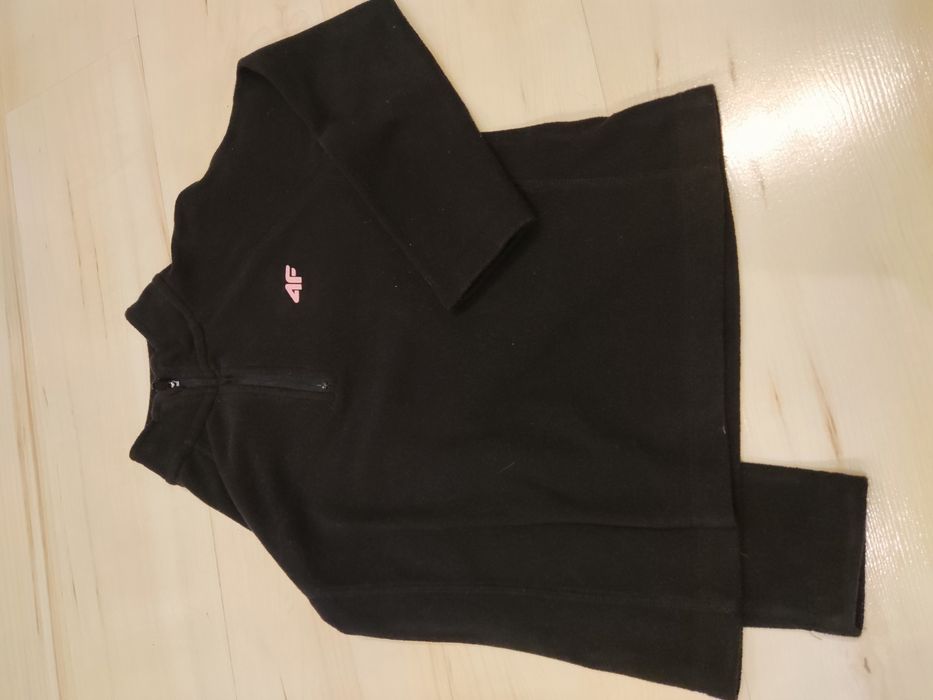 Bluza polarowa 4F czarna 122/128