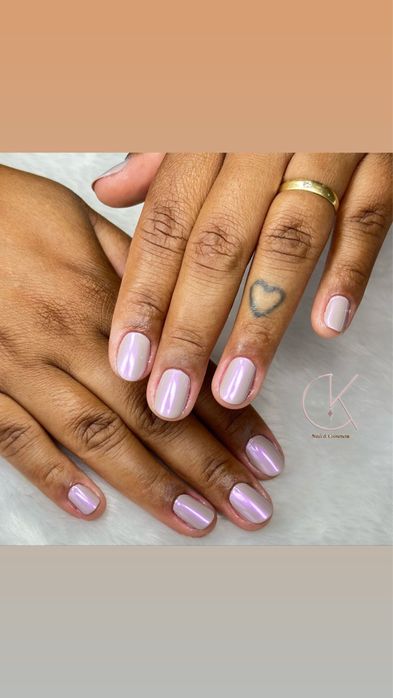 Procuro modelos para nails designer