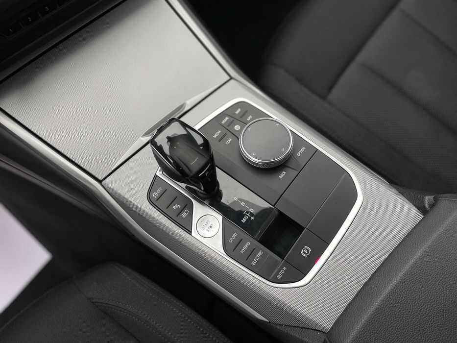 BMW 330 e Híbrido Plug-In Nacional IVA DEDUTIVEL