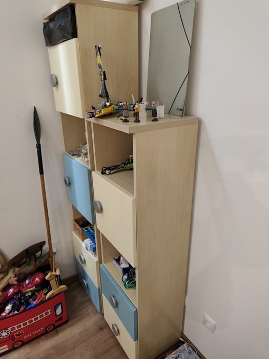 Quarto Criança 2 camas +edredons e lençois