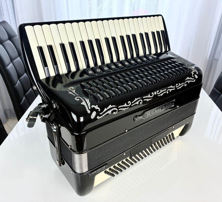 Akordeon włoski Bugari Armando 120/4/5 Musette - stan idealny!
