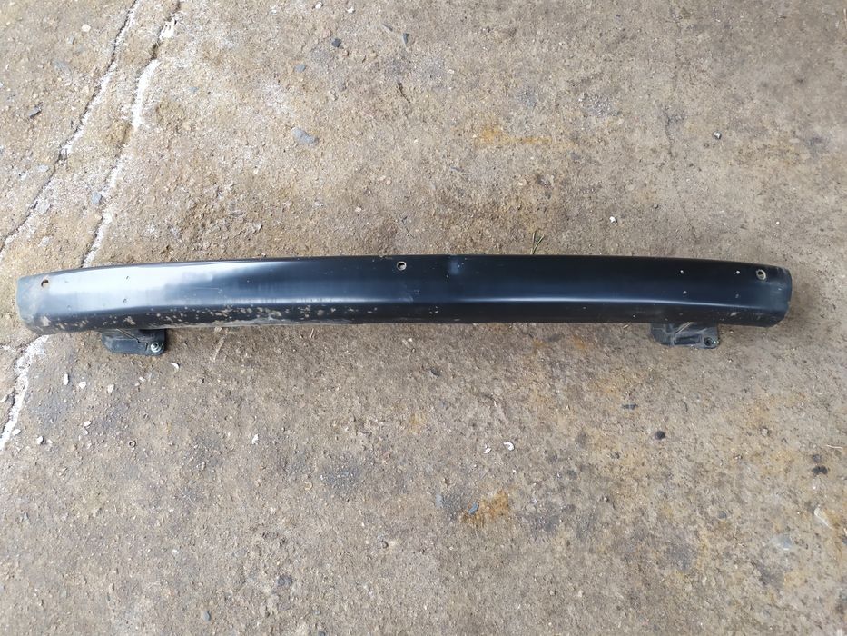 Задний усилитель бампера шкода Октавия тур