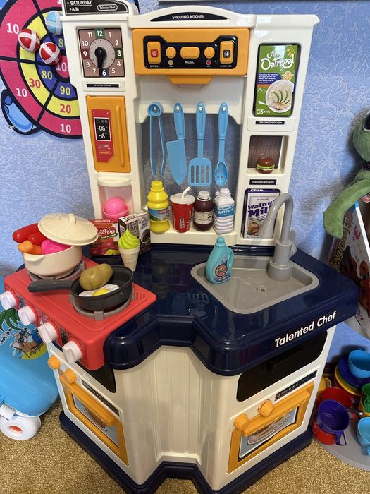 Продам дитячу кухню