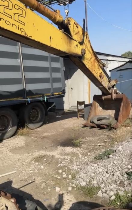 Продам Екскаватор