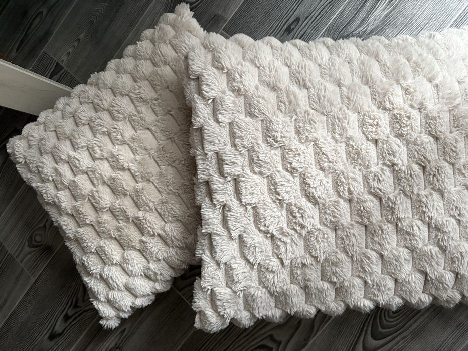 Подушки для дивану