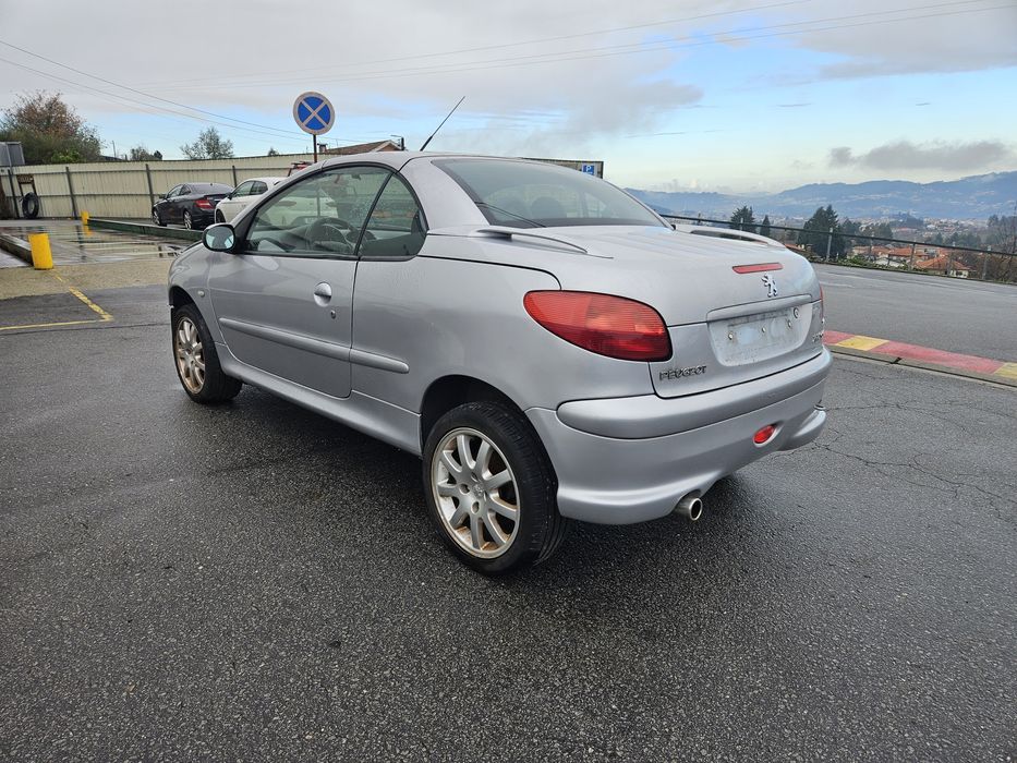 Peugeot 206 cc 1.6i 16V de 2002 para peças
