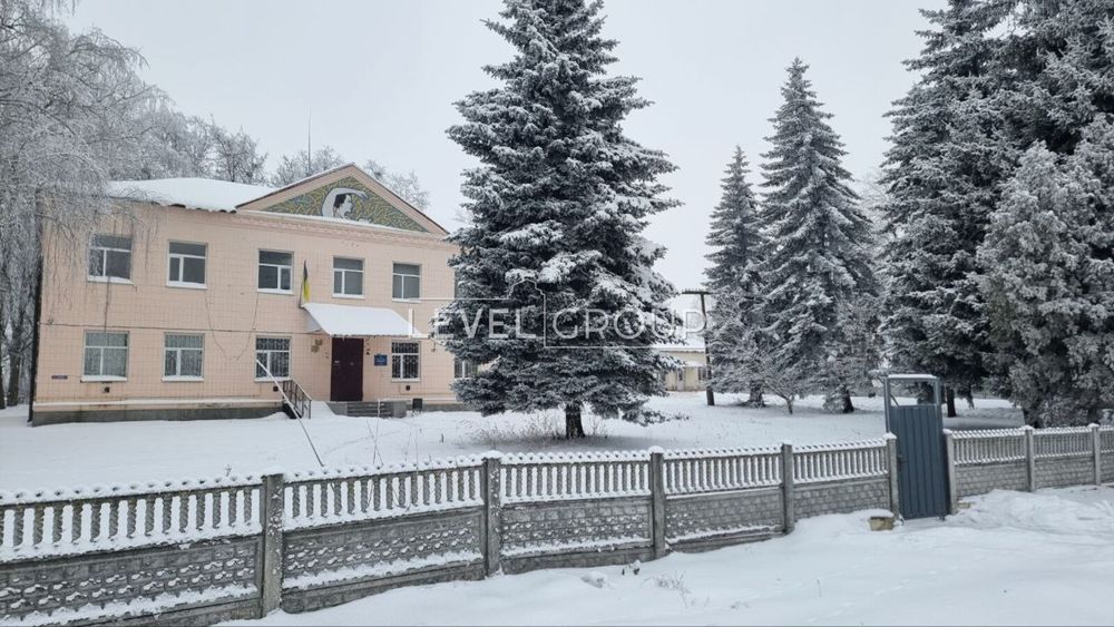 Продаж офісного приміщення від фермерського господарства, Ставище