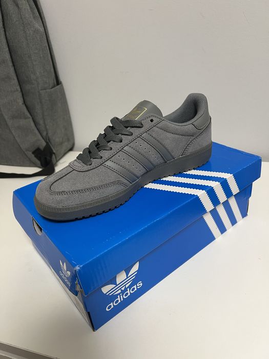 Adidas hand 2 cinzentos