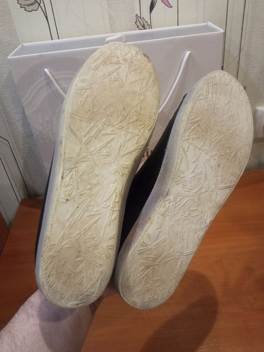 Продам женские кроссовки сникерсы Libang  в новом состоянии