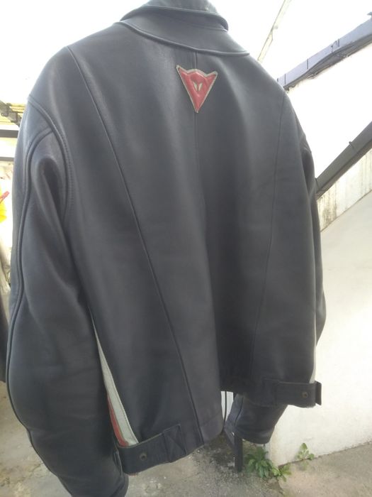 Casaco dainese couro