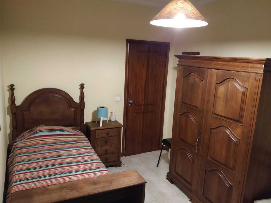 1 Quarto para Alugar em Paranhos Porto