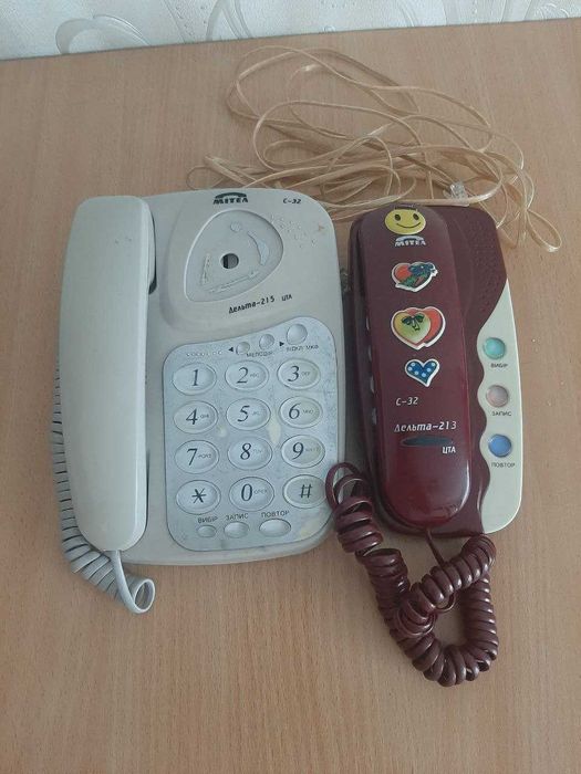 Стационарный телефонный аппарат кнопочный с кабелем