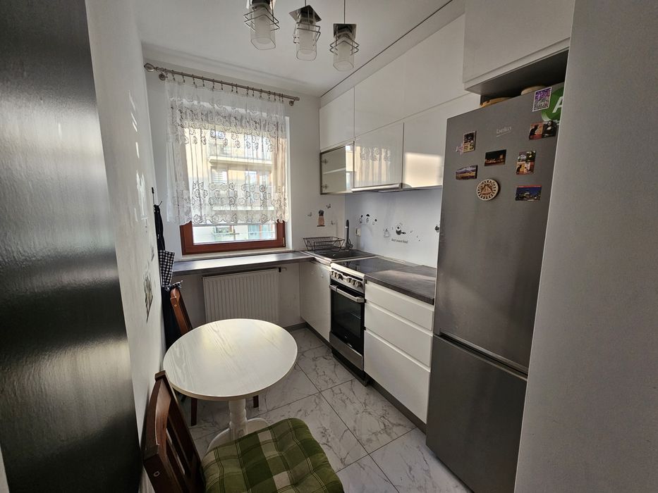 Wynajmę jasne, przestronne, 2-pokojowe mieszkanie (ponad 45 m²) - Widok 3