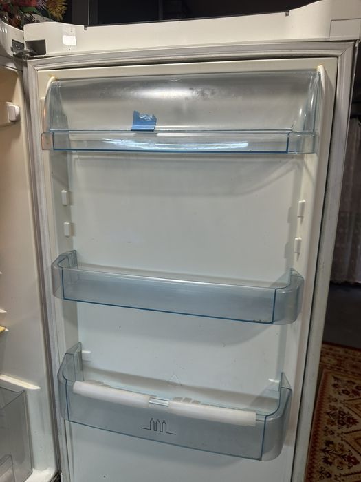 Холодильник Electrolux