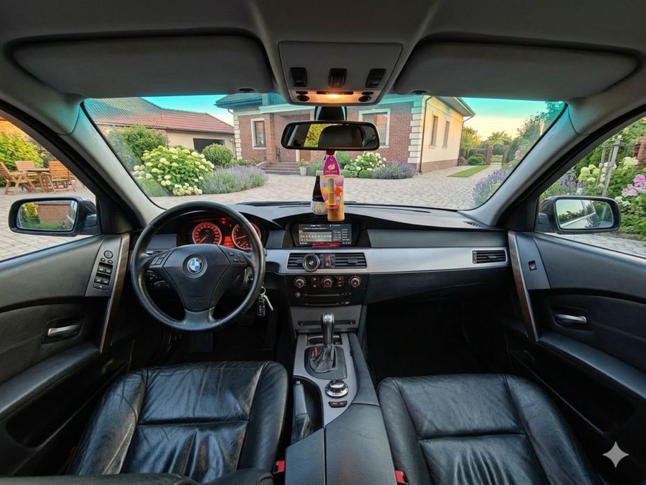 Продам BMW 525 E61