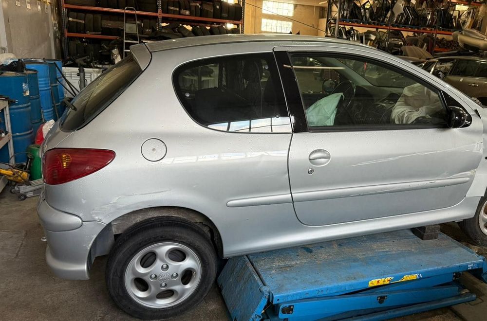 Peugeot 206 1.4HDi Ano 2006 Para Peças