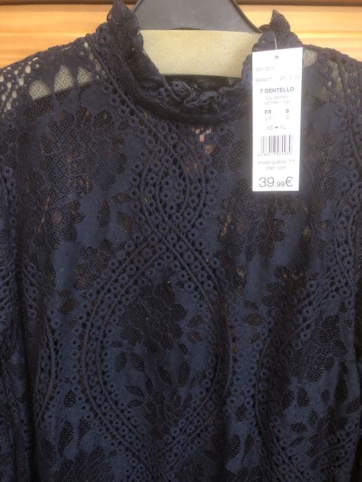 Blusa Etam rendada azul marinho NOVA com etiqueta