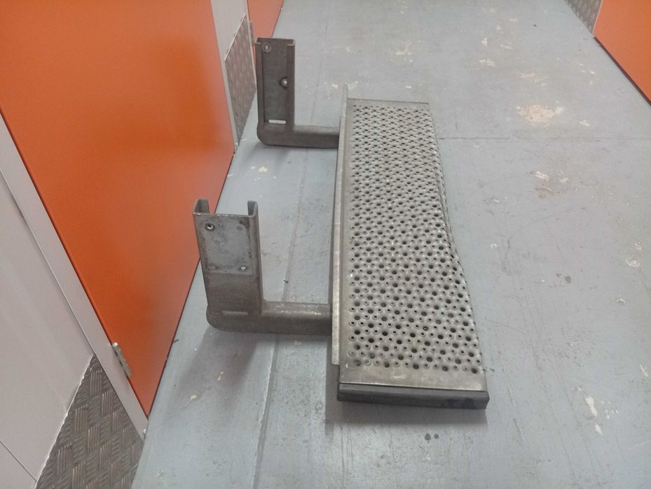 Degrau Traseiro para Carrinha