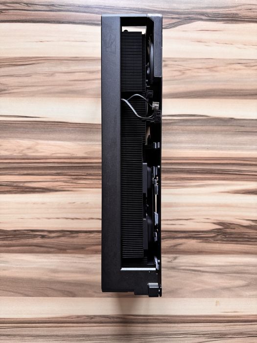 Оригінальна система охолодження ASUS ROG RTX 5090 Astral нова в плівці